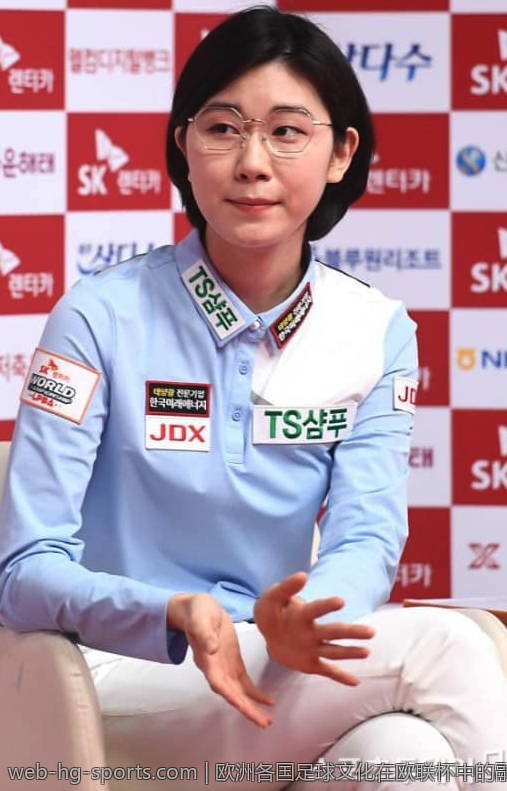 欧洲各国足球文化在欧联杯中的融合表现